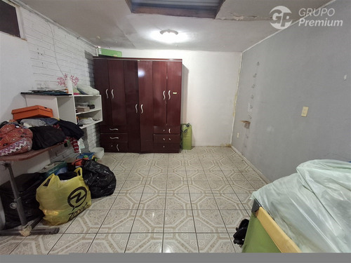 Casa En Venta De 4 Dorm. En Arica Cerca Av Cancha Rayada