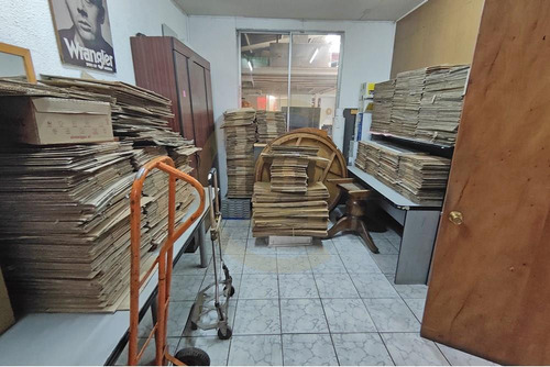 Se Arrienda Local Comercial Cercano A Metro Ñuble