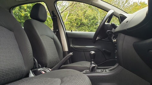 Peugeot 207 Compact Xr 1.4 2011 122.000km 4 Puertas Gnc