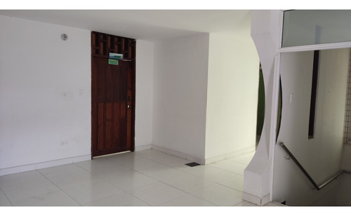 Venta - Casa Oficinas - Chuchurubi - Montería