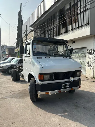 Tata 608