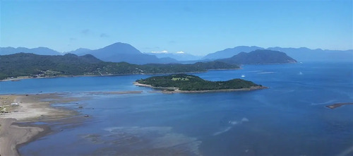 Isla En Caleta Manzano - Acceso Vehicular