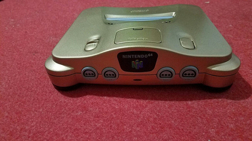 Nintendo 64 Pintada Dorada Gold