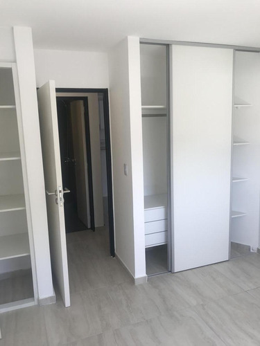 Imagen 12 de 23 de Vendo Departamento- B° Gral Paz 1 Dormitorio