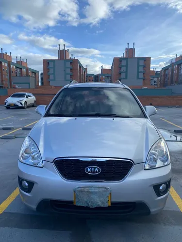 Kia Carens 2.0 Rondo Ex