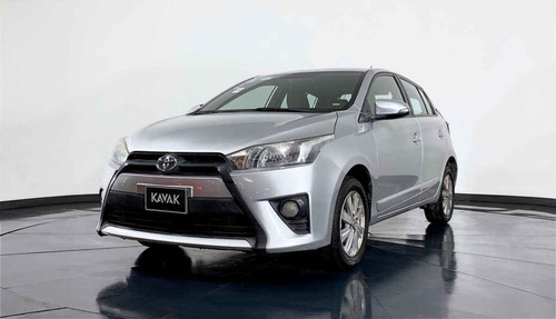 Imagen 1 de 15 de 110191 - Toyota Yaris 2017 Con Garantía