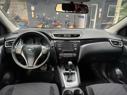 Nissan Qashqai 2.0 Advance 2015