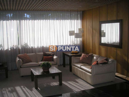 Imagen 16 de 30 de Apartamento En Alquiler Anual