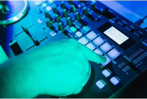 Gemini Sound Gmx Controlador De Dj E Leitor Multimédia Ve...