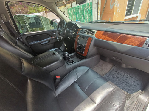 Chevrolet Tahoe D Suv Piel Cd 2a Fila Asientos At