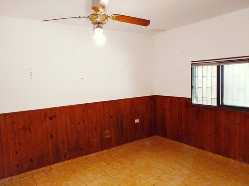 Imagen 10 de 26 de Venta De Casa De 4 Ambientes + Local En Merlo