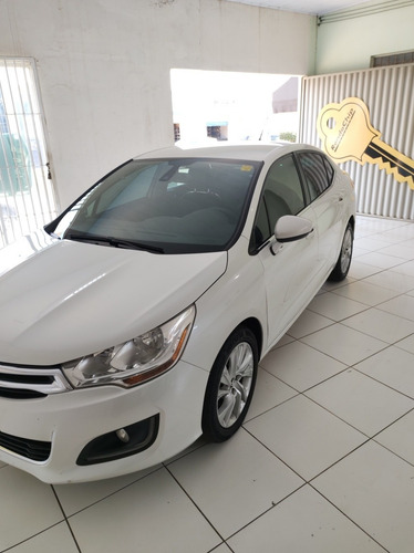 Imagem 1 de 15 de Citroën C4 Lounge 2014 2.0 Tendance Flex Aut. 4p