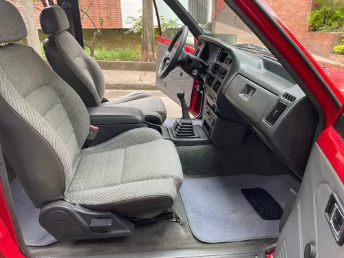 Mazda B2600 2.6 B2600