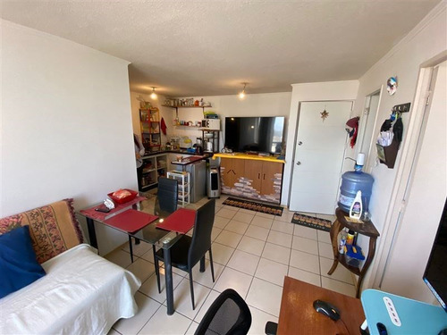 Departamento En Venta De 2 Dorm. En Santiago