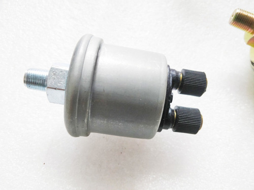 Sensor Resistivo De Presión De Aceite 1/8 Npt Tipo Vdo