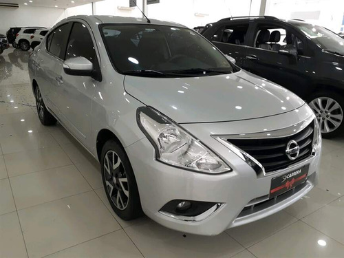 Nissan Versa 1.6 16V FLEXSTART UNIQUE 4P XTRONIC