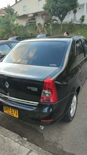Renault Logan 1.6 Expresion 2012