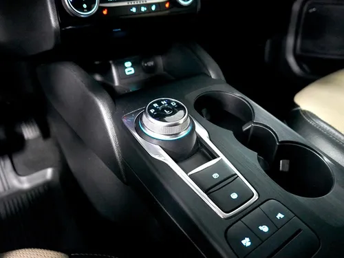 Ford New Escape Titanium 2.5 Hev Automatica 4x2 Hibrida