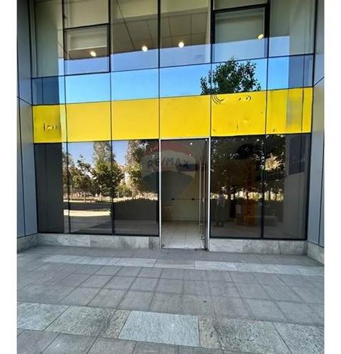 Local Comercial En Las Condes, Gran Oportunidad