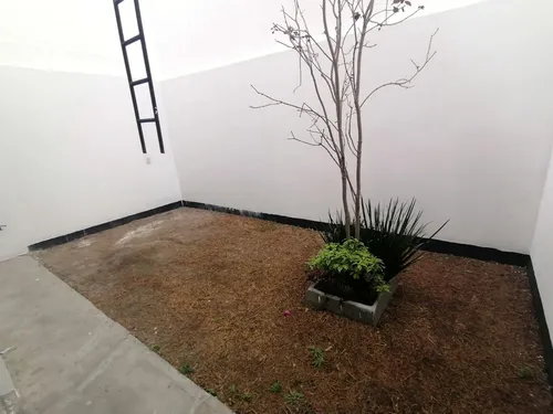 Increíble Casa Con Alberca Y Salón De Eventos