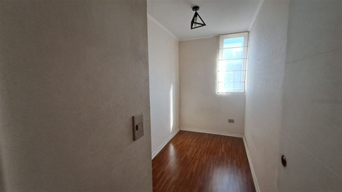 Excelente Depto , 3 Dormitorios , 2 Baños , Pleno Centro .