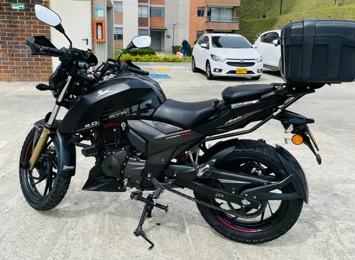 Apache Rtr 200cc Carbon Edition 2020