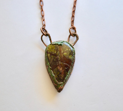 Imagen 4 de 5 de Collar Piedra Natural Sangre De Dragon, Cadena Cobre, Cod1