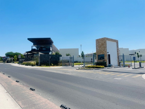 Casa En Renta En Codominio Alhandra, Zakia, Querétaro 3 Rec, 12,5k. Gps