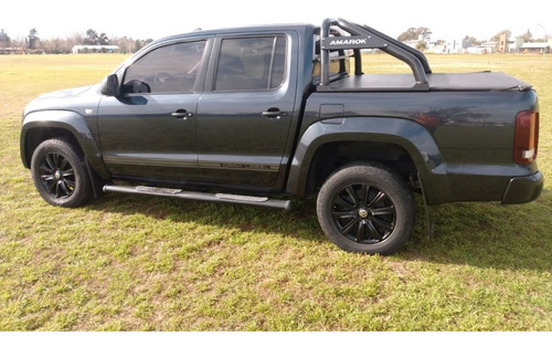 Imagen 5 de 8 de Amarok Dark Label Integral Automática 2015