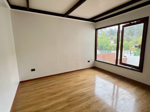 Encantadora Casa En Lugar Destacado