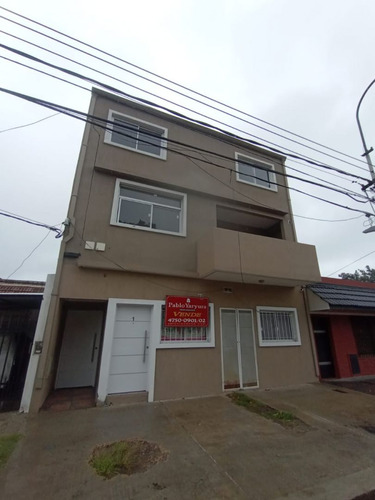 Departamento En Venta En Caseros