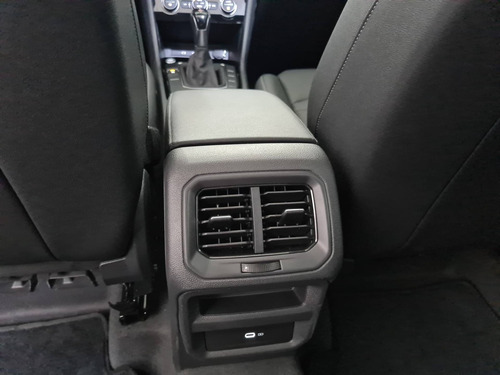 Imagem 12 de 15 de Volkswagen Taos 1.4 250 Tsi Total Flex Highline Automático