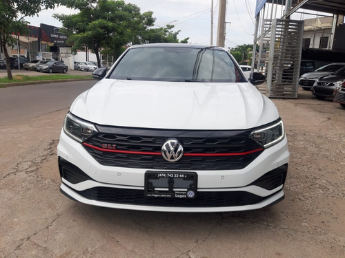 Imagen 2 de 11 de Volkswagen Jetta Gli