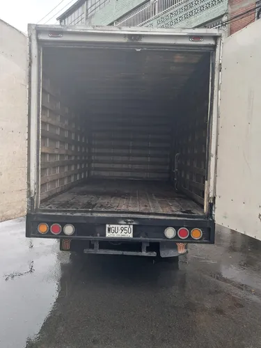 Furgón 5 Toneladas, Freno Aire, Diesel , Recibo Vehículo