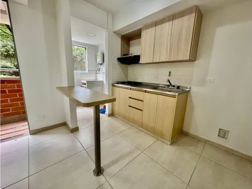 Venta De Apartamento En Itagui Con Vista A La Reserva
