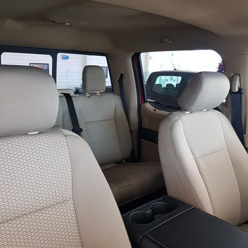 Imagen 9 de 12 de F-250 Super Duty Crew Cab Diesel 4x4 2022