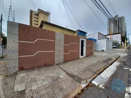 Imagem 1 de 15 de Casa Com Excelente Localizacao No Bairro De Tirol - V-11443