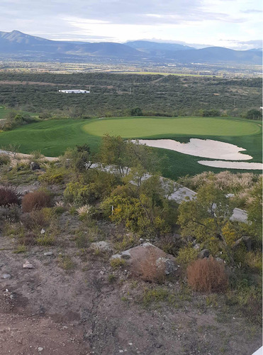 Terreno En Zibatá, Qro. Frente A Campo De Golf