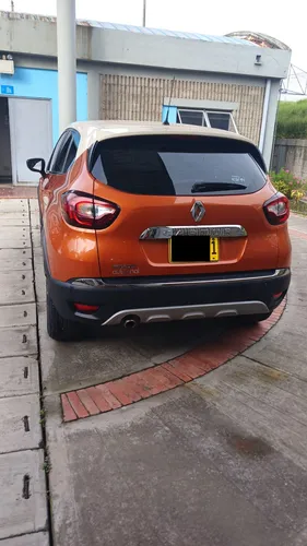 Renault Captur 2.0 Intens Automática