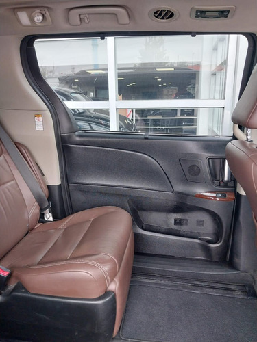 Toyota Sienna 3.5 Limited At