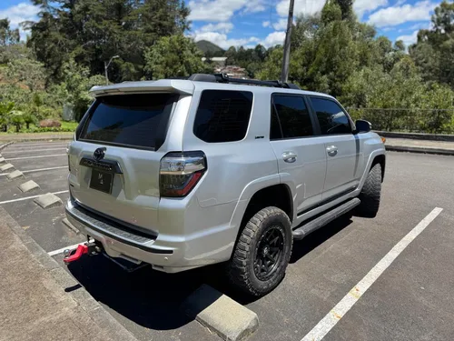 Toyota 4Runner 4.0 Limited FI Blindaje 2 Plus