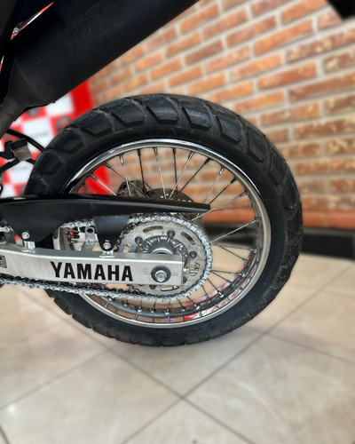 Yamaha Tenere 250 Adventure - Modelo 2019