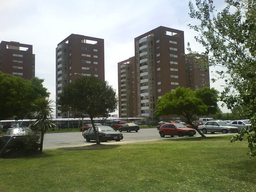 Departamento De 3 Ambientes Con Cochera En Villa Madero