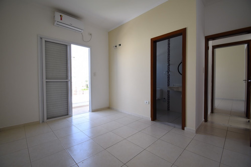 Imagem 12 de 14 de Casa Para Locação Definitiva Em Condomínio Fechado.