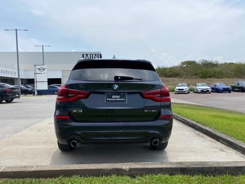 BMW X3 2.0 sDrive20iA At