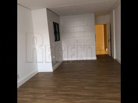 Imagem 4 de 15 de Apartamento Com 1 Quartos A Venda No Bairro Corrego Grande Em Florianopolis - V-82703