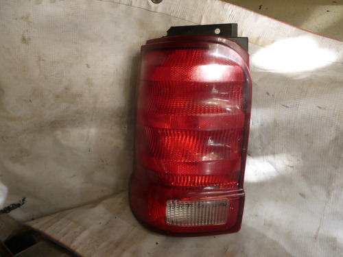 Stop Ford Explorer Sport Año 2002 Izquierdo Original