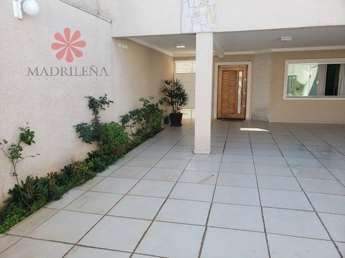 Imagem 2 de 8 de Casa Sobrado Para Venda, 4 Dormitório(s), 320.0m² - 1822