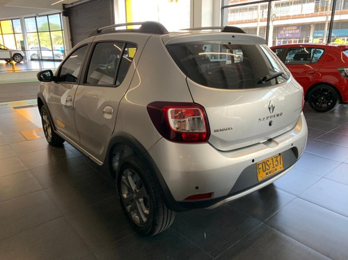 Renault Stepway Intens 1.6 Mt Gris Estrella 2019 Fqs137