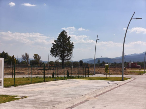 Terreno En Venta En San Miguel De Allende Fraccionamiento Con Casa Club